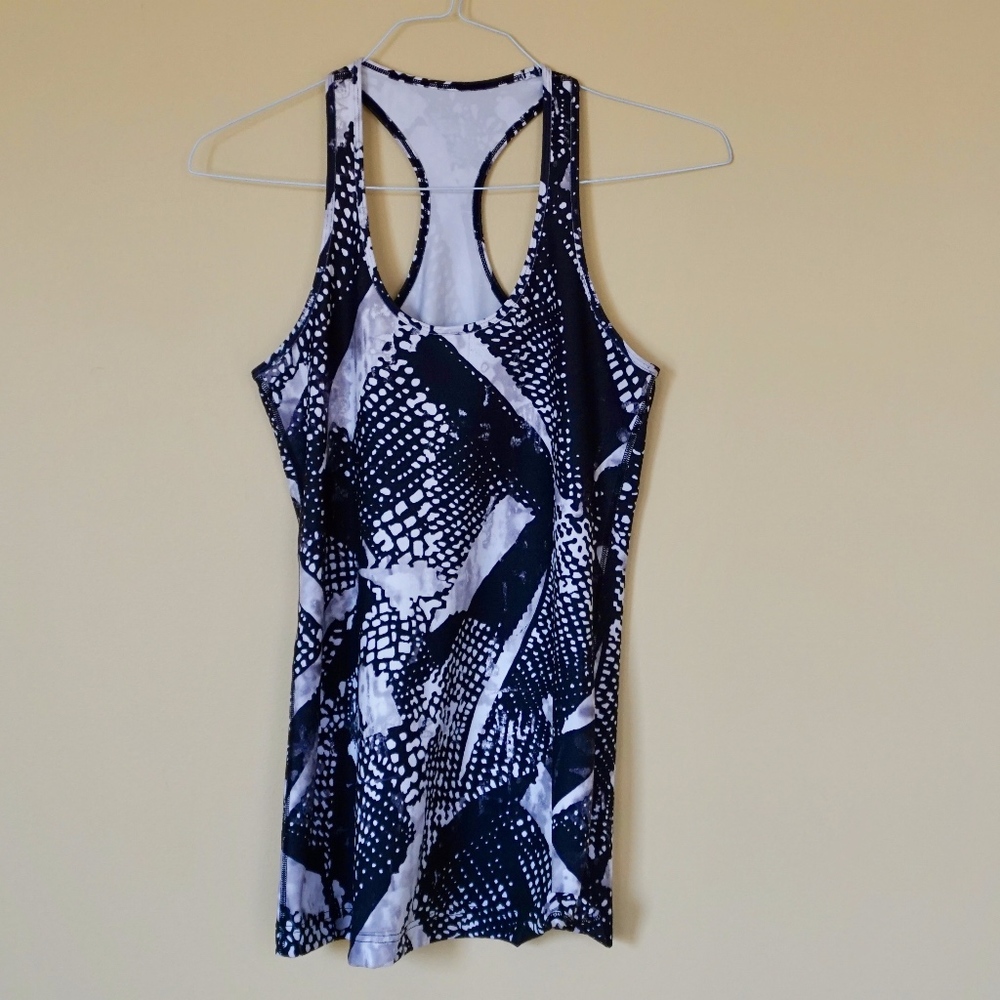 Lululemon workout tank top